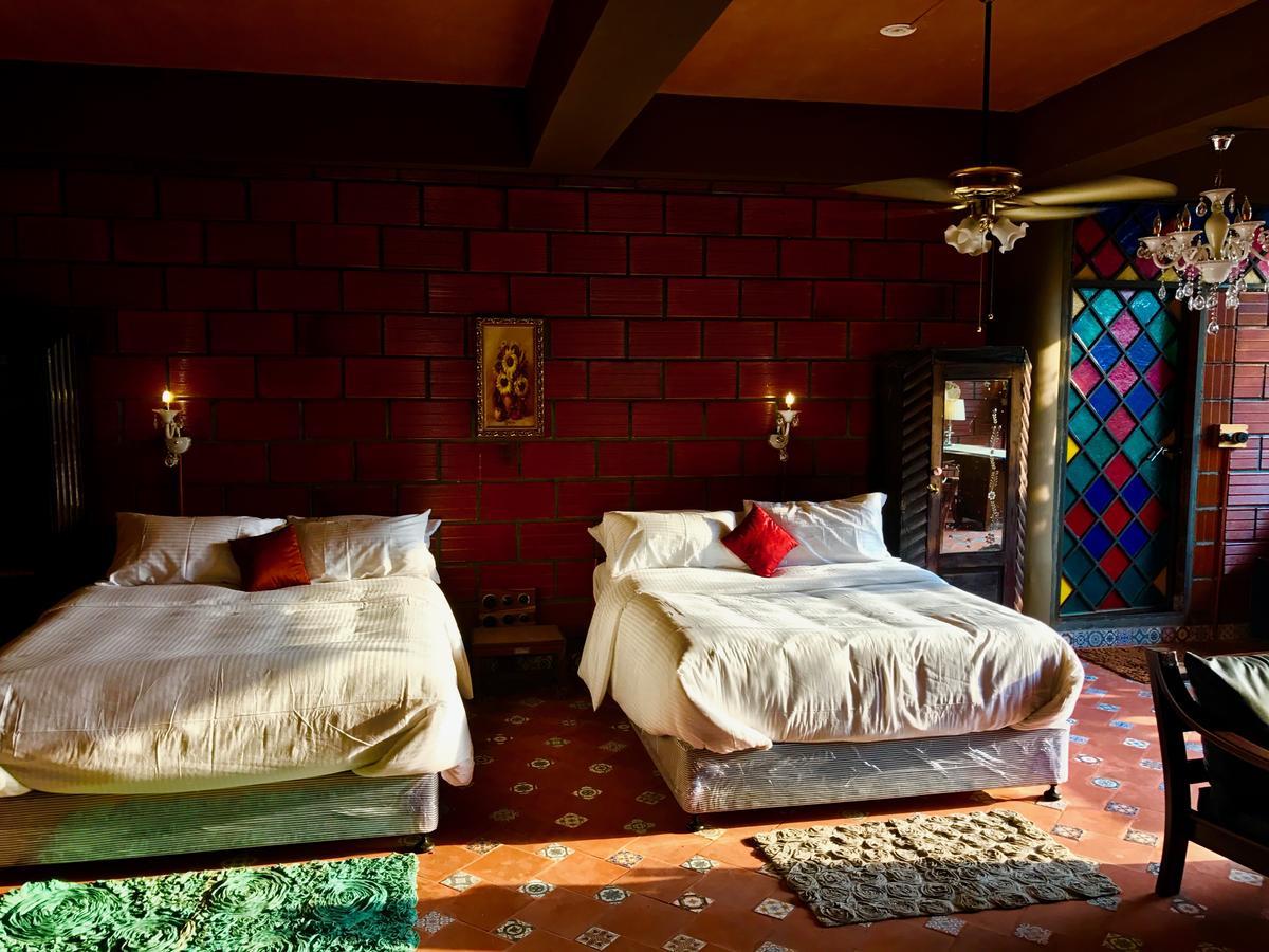 Golden Lotus Bangalore Boutique Suites Bagian luar foto